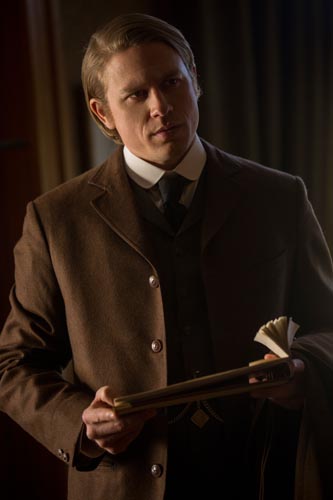 Hunnam, Charlie [Crimson Peak] Photo