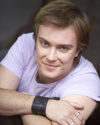 Hunter, Adam [Neighbours] Photo