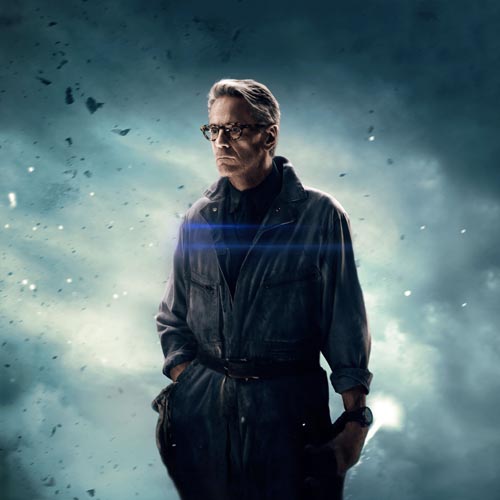 Irons, Jeremy [Batman v Superman] Photo