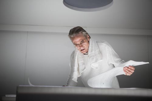 Irons, Jeremy [High-Rise] Photo