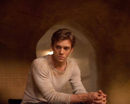 Irons, Max [The Host] Photo