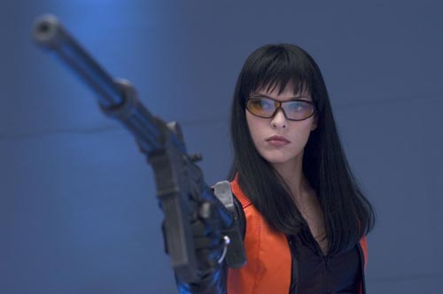 Jovovich, Milla [Ultraviolet] Photo