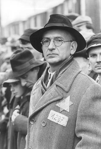 Kingsley, Ben [Schindler's List] Photo