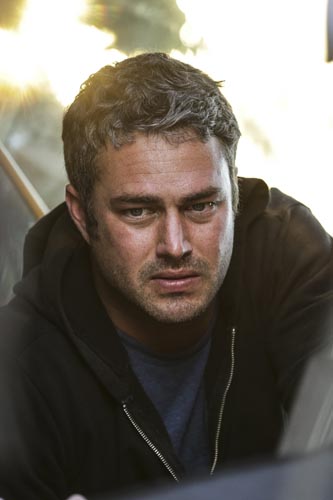 Kinney, Taylor [Chicago Fire] Photo