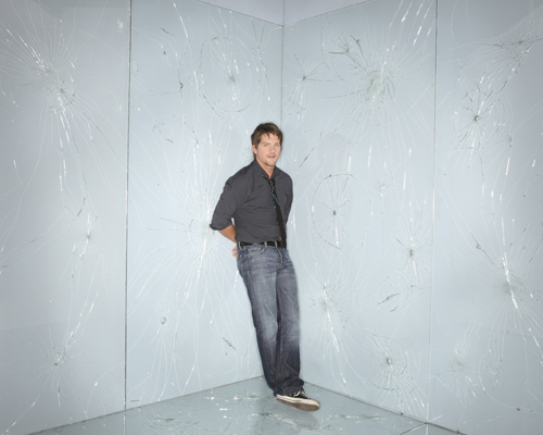 Knighton, Zachary [FlashForward] Photo