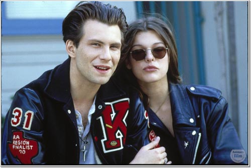 Kuffs [Cast] Photo