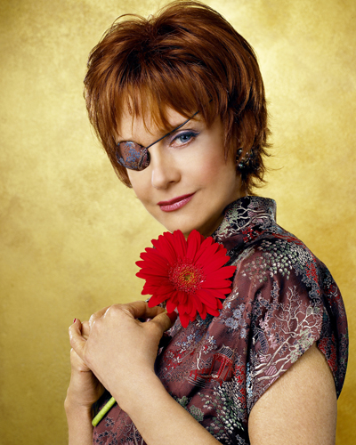 Kurtz, Swoosie [Pushing Daisies] Photo