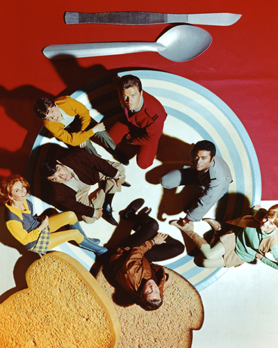 Land of the Giants [Cast] Photo