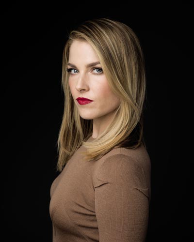 Larter, Ali [Legends] Photo