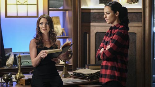 Legends of Tomorrow [Cast] Photo