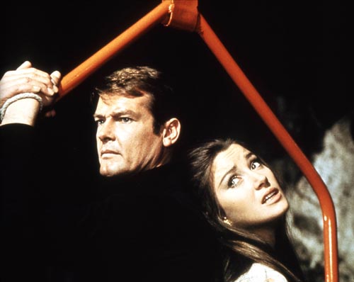 Live and Let Die [Cast] Photo