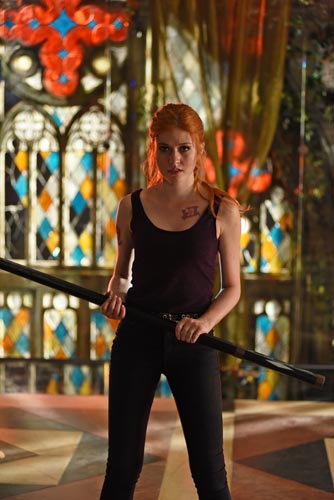 McNamara, Katherine [Shadowhunters] Photo