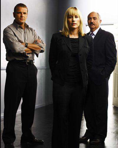 Medium [Cast] Photo