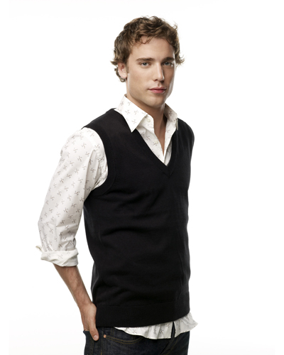 Milligan, Dustin [90210] Photo