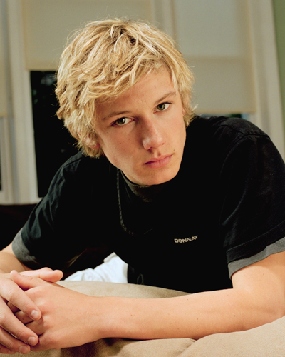 Pettyfer, Alex Photo