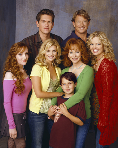 Reba [Cast] Photo