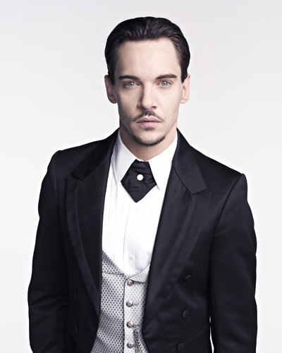 Rhys Meyers, Jonathan [Dracula] Photo