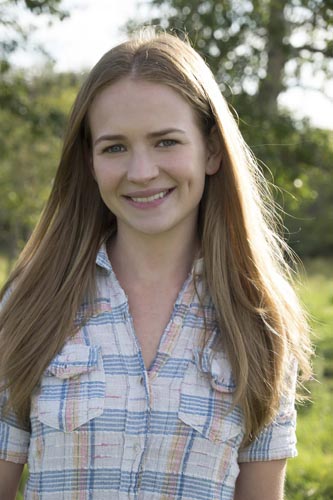 Robertson, Britt [A Dog's Purpose] Photo