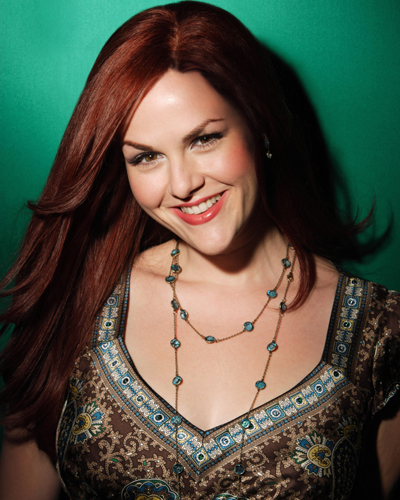 Rue, Sara [Less Than Perfect] Photo