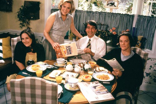 Serial Mom [Cast] Photo