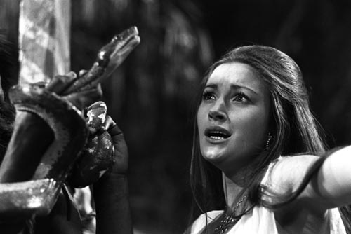 Seymour, Jane [Live and Let Die] Photo