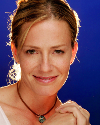 Shue, Elizabeth Photo