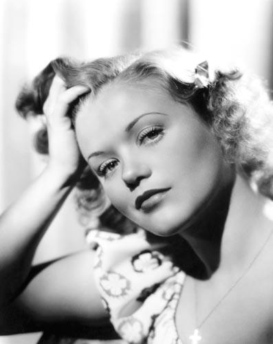 Simon, Simone  Photo