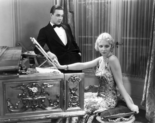 Slightly Scarlet [Cast] Photo