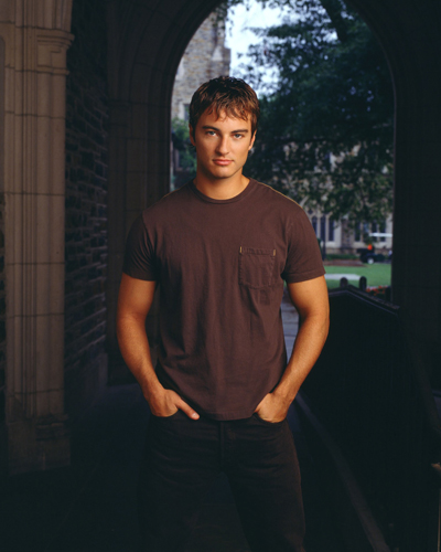 Smith, Kerr [Dawson's Creek] Photo