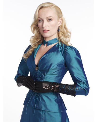 Smurfit, Victoria [Dracula] Photo