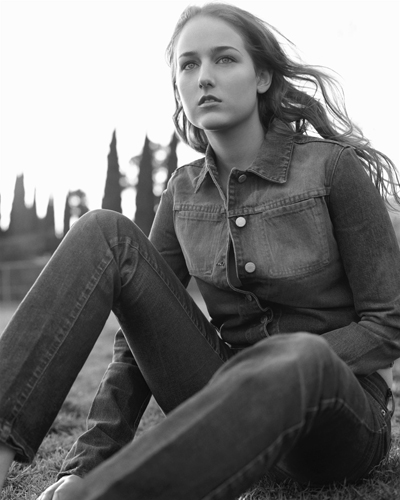 Sobieski, Leelee Photo