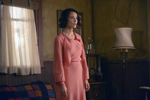 Spencer, Abigail [Timeless] Photo