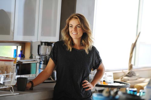 Swan, Serinda [Graceland] Photo