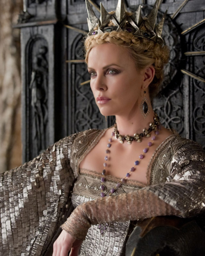 Theron, Charlize [Snow White and the Huntsman] Photo