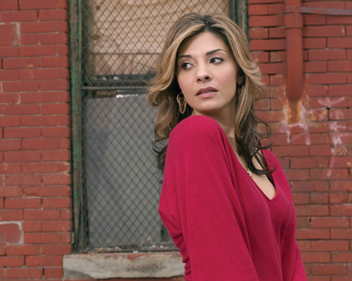 Thorne, Callie [Rescue Me] Photo