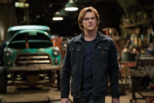Till, Lucas [MacGyver] Photo