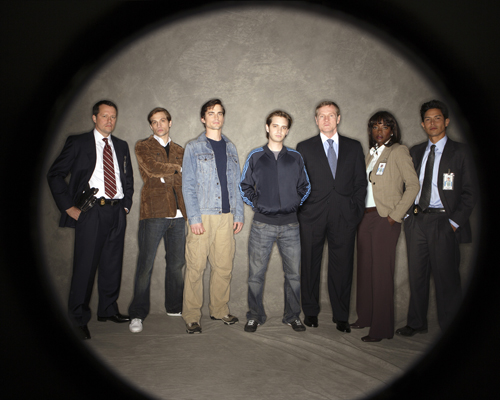 Traveler [Cast] Photo