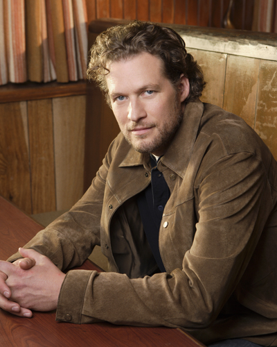 Tupper, James [Men in Trees] Photo