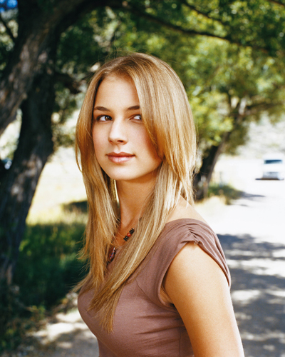 VanCamp, Emily [Everwood] Photo