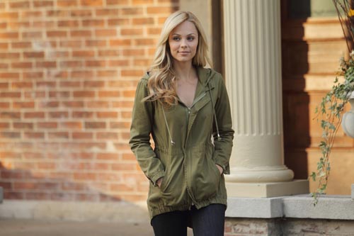 Vandervoort, Laura [Bitten] Photo