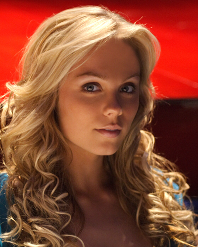 Vandervoort, Laura [Smallville] Photo