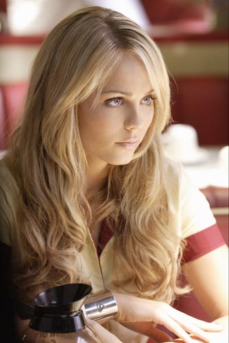 Vandervoort, Laura [Smallville] Photo
