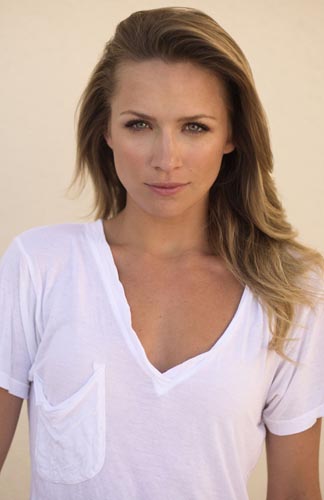 VanSanten, Shantel [The Flash] Photo