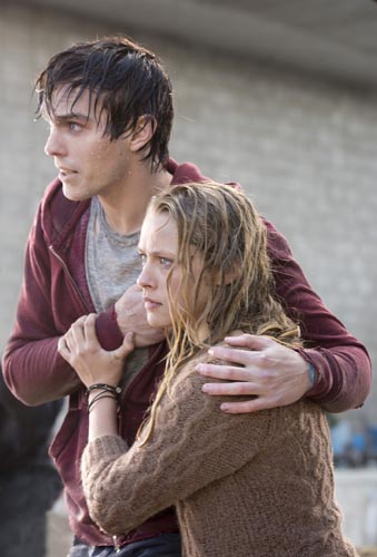 Warm Bodies [Cast] Photo