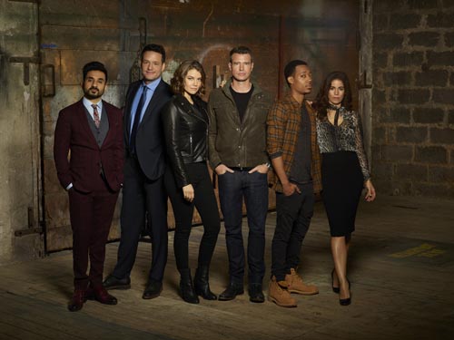 Whiskey Cavalier [Cast] Photo