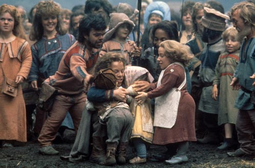 Willow [Cast] Photo