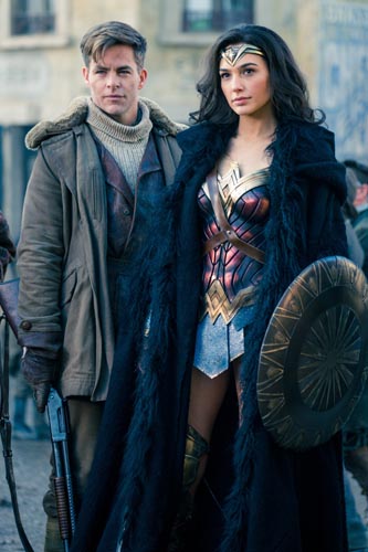 Wonder Woman [Cast] Photo