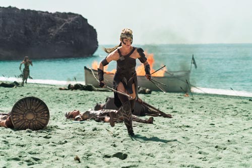 Wright, Robin [Wonder Woman] Photo