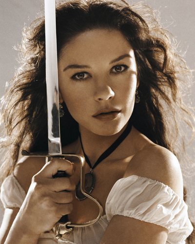 Zeta-Jones, Catherine [The Legend of Zorro] Photo